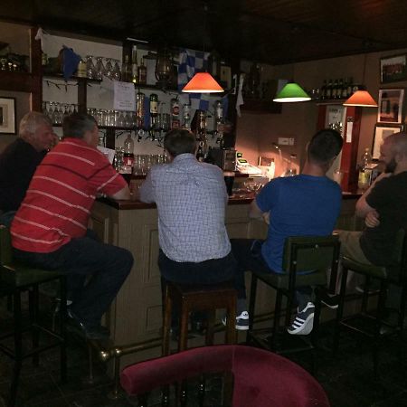 Carey'S Bar & Farmhouse Kilkenny Border Oldleighlin 外观 照片